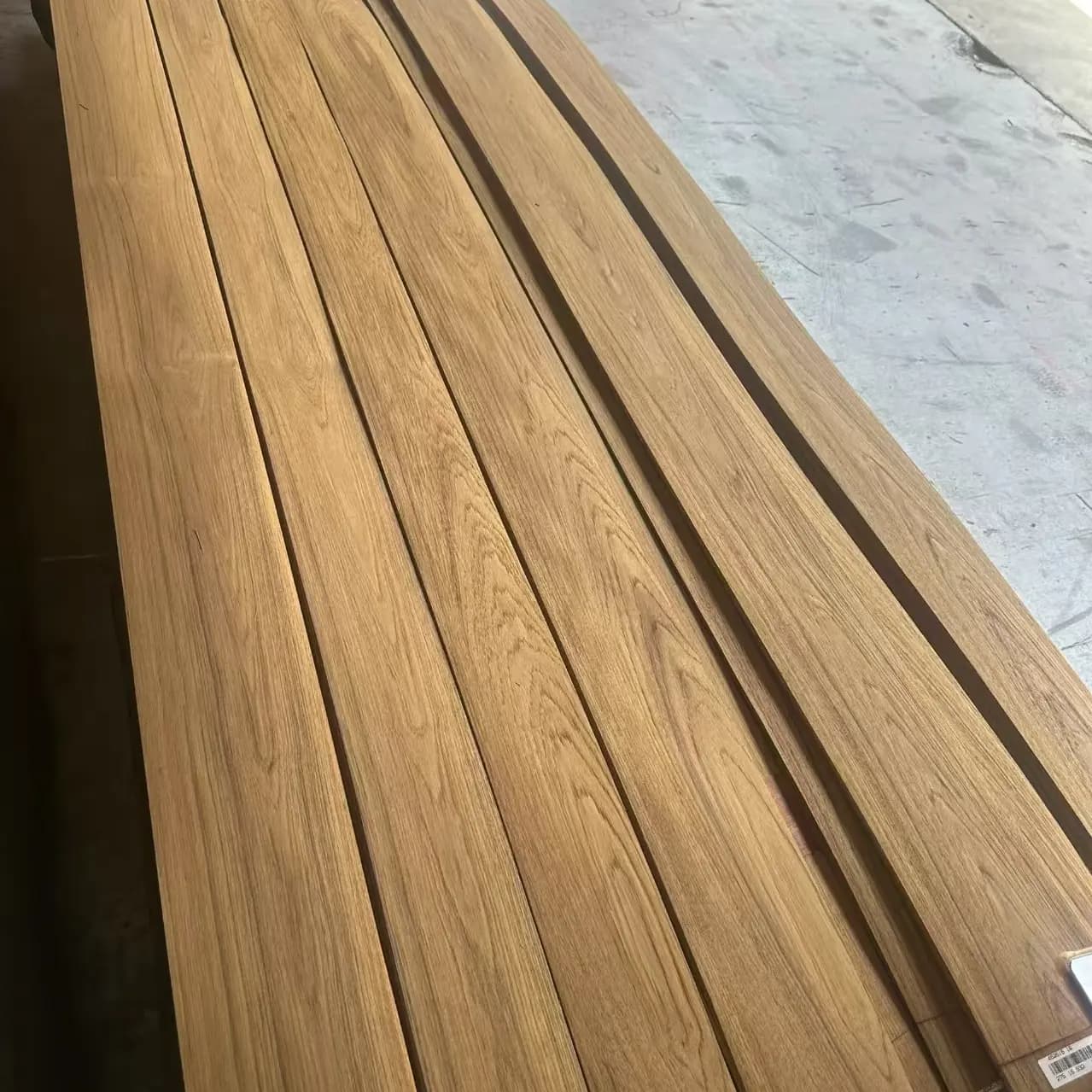 Quarter Cut Golden Burma Teak Natural Wood Veneer for furniture, doors and decorative panels 2