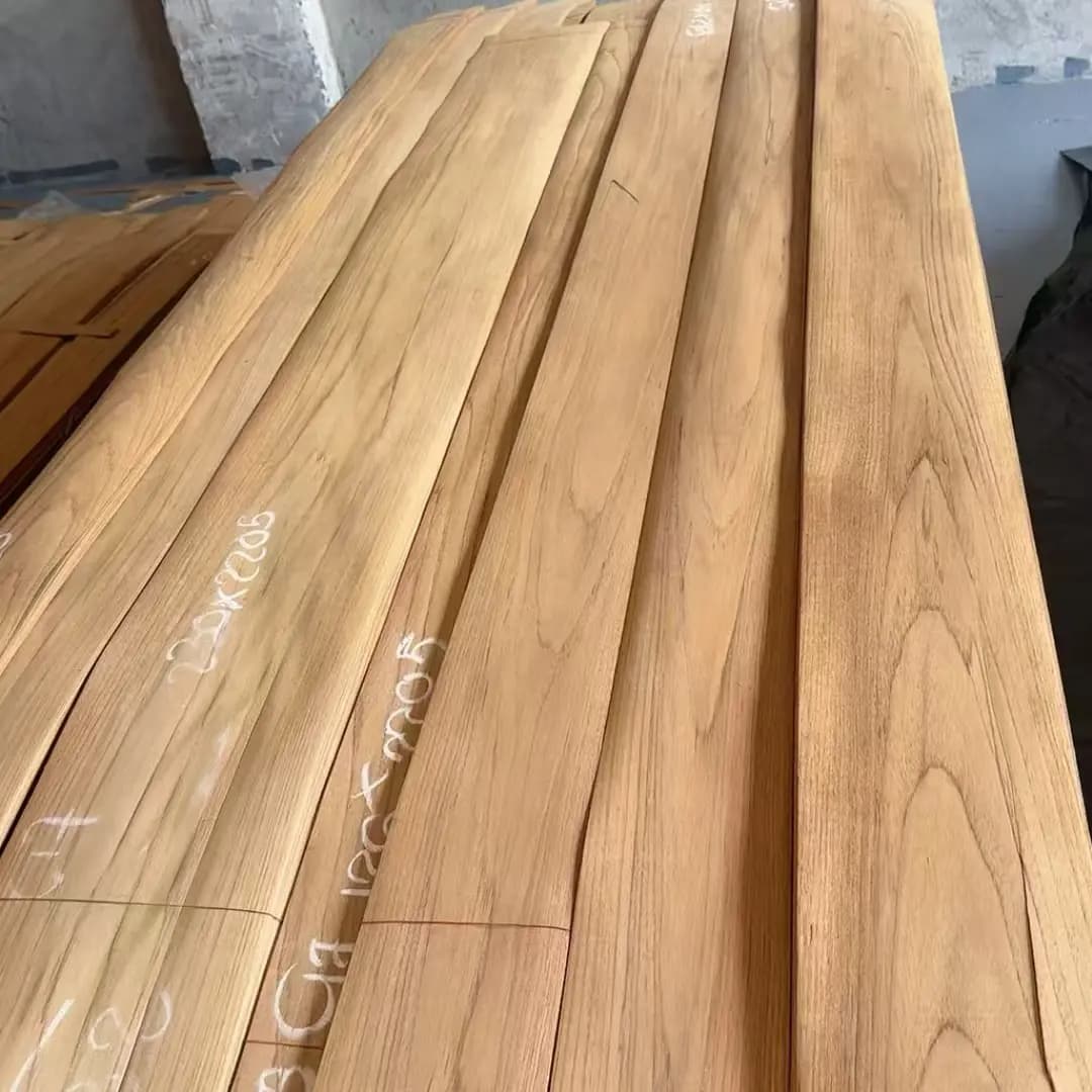Quarter Cut Golden Burma Teak Natural Wood Veneer for furniture, doors and decorative panels 4