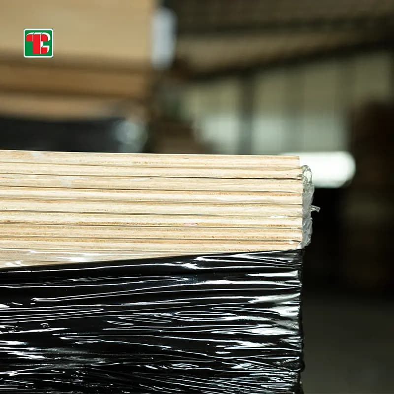 Prefinished Textured Dyed White Oak Veneer Plywood - Image 4