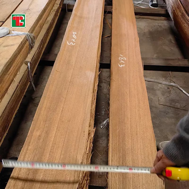 Natural Burma Teak Wood Veneer Sheets for furniture, doors and decorative panels