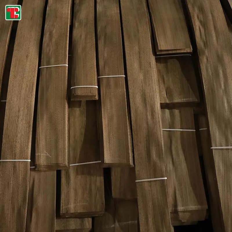 Quarter Cut Dark Walnut Natural Wood Veneer Sheets for furniture, doors and decorative panels