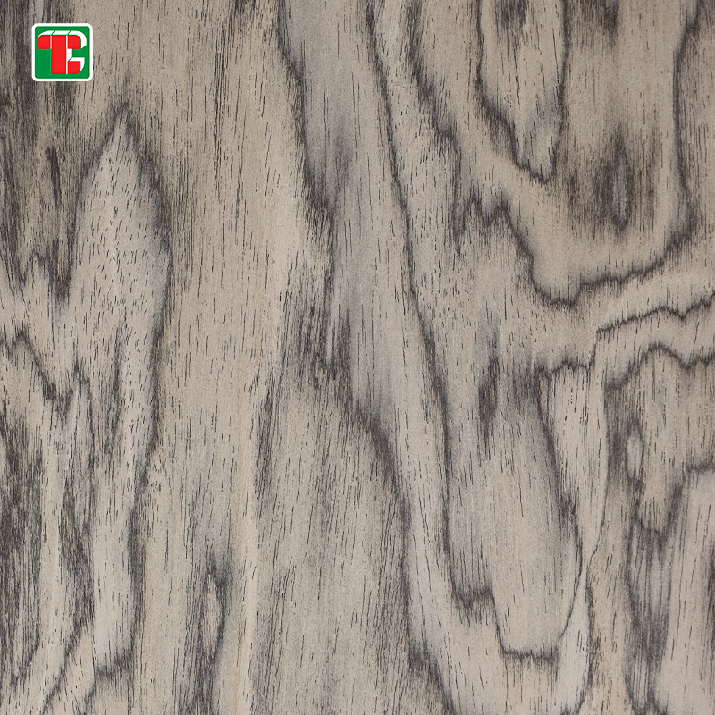 Cloud Maple reconstituted maple veneer sheets texture and finish 2