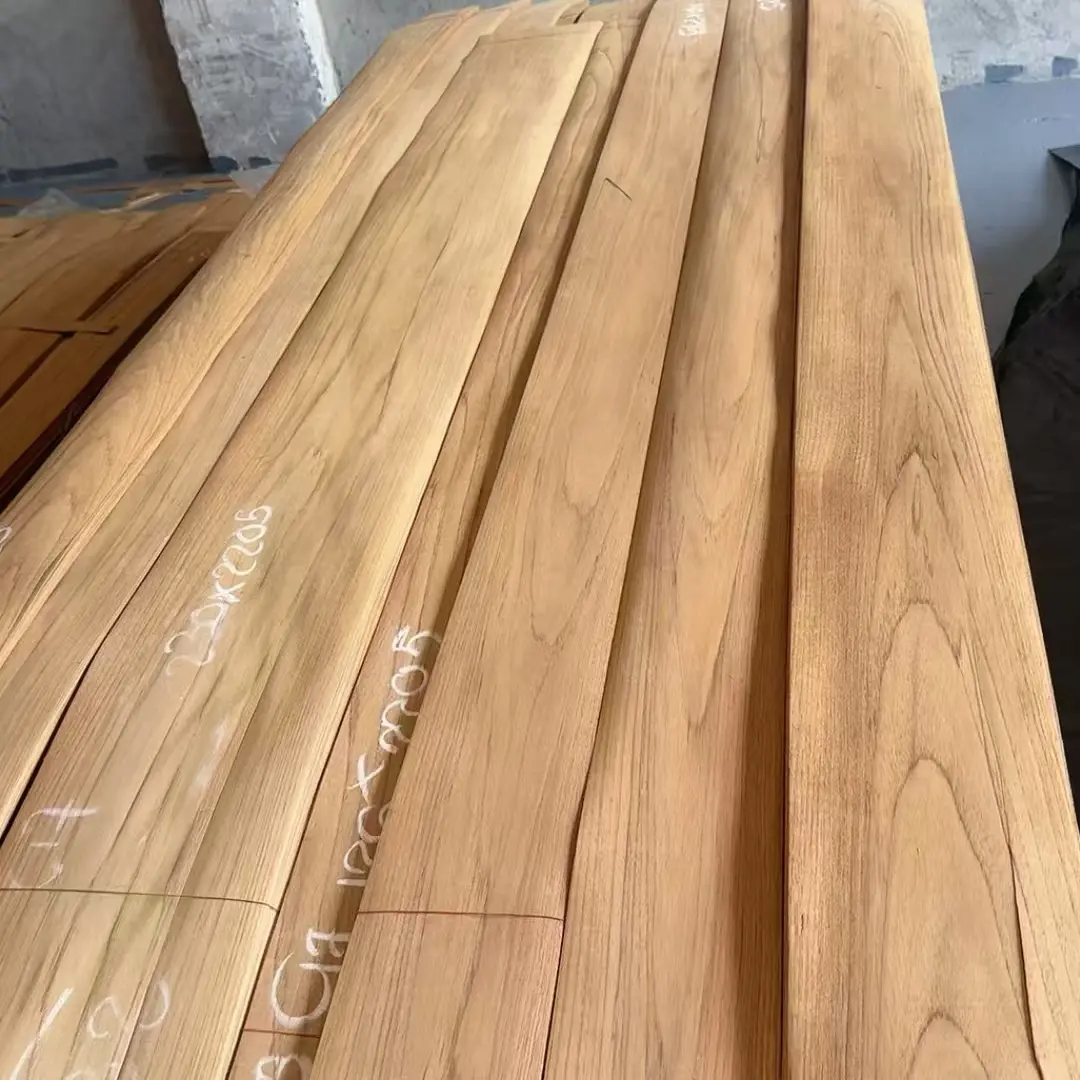 Quarter Cut Golden Burma Teak Natural Wood Veneer for furniture, doors and decorative panels 4